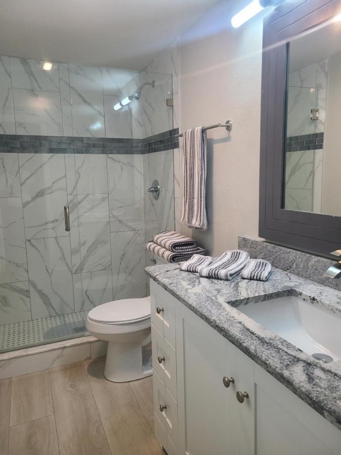 Diamond 4 Apartment Tampa Luaran gambar